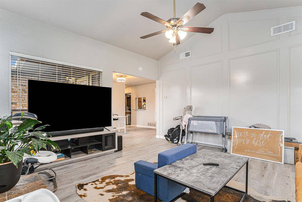 2201 Jackson Circle, Carrollton, TX 75006