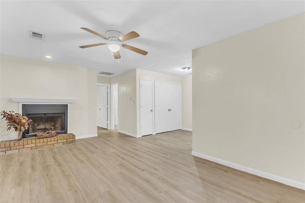 211 W Trinity Street #D, Forney, TX 75126