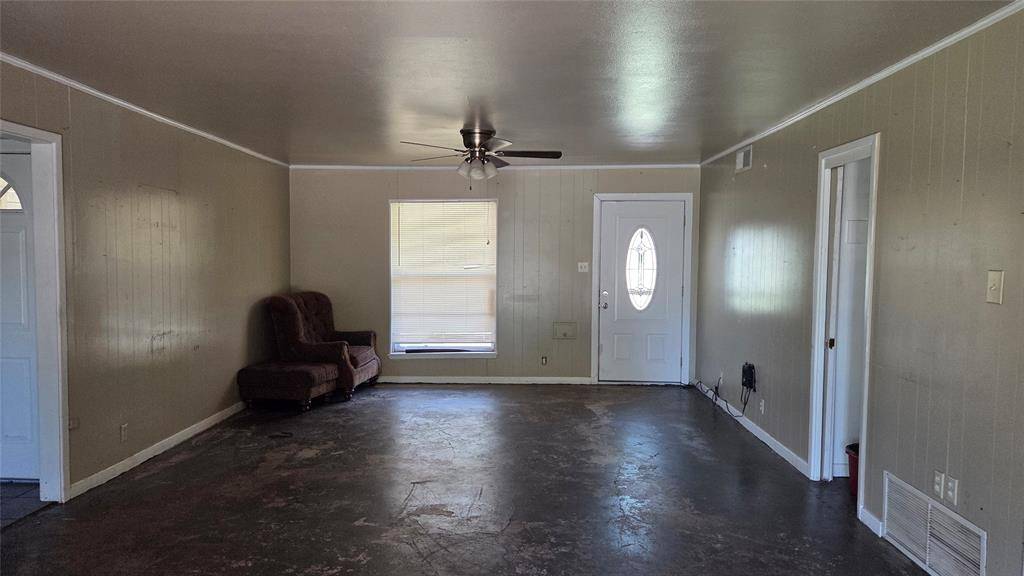 1407 Bonham Street, Commerce, TX 75428