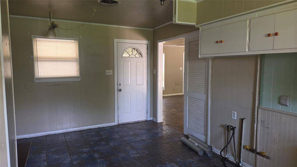 1407 Bonham Street, Commerce, TX 75428