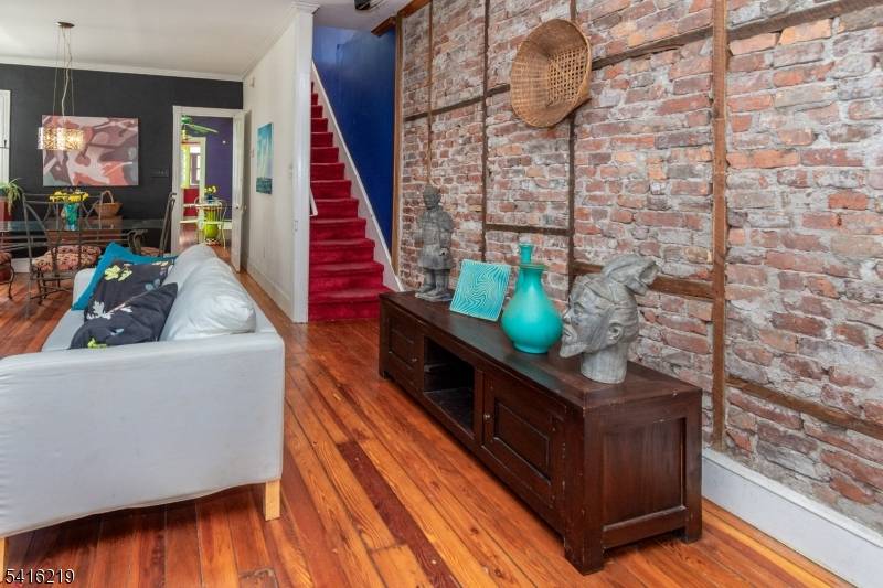69 York St, Lambertville City, NJ 08530