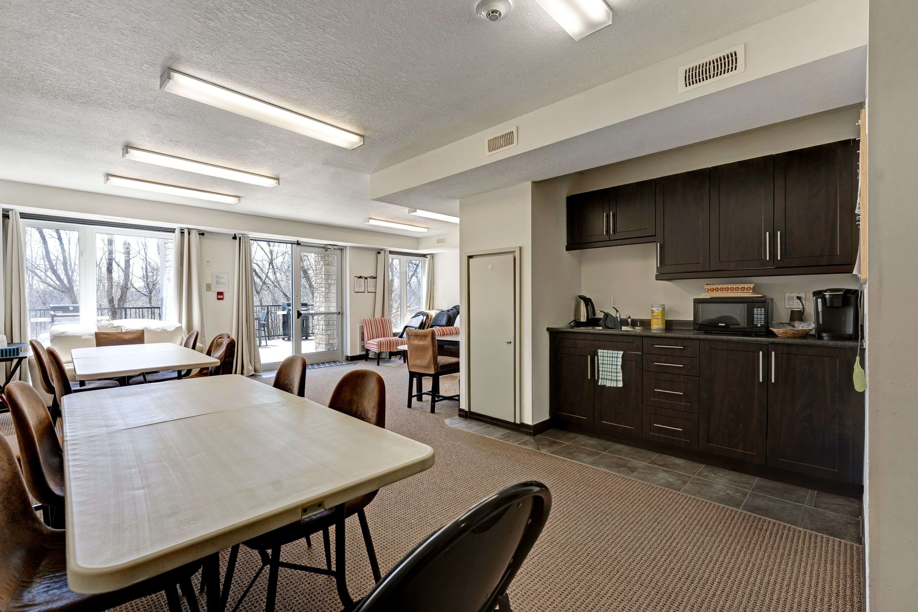 398 Van Buren ST #209, North Grenville, ON K0G 1J0