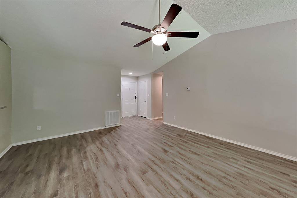 1805 Crimson Court, Arlington, TX 76018