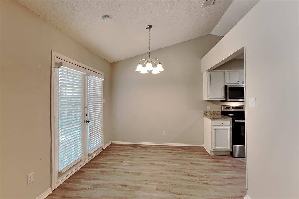 1805 Crimson Court, Arlington, TX 76018