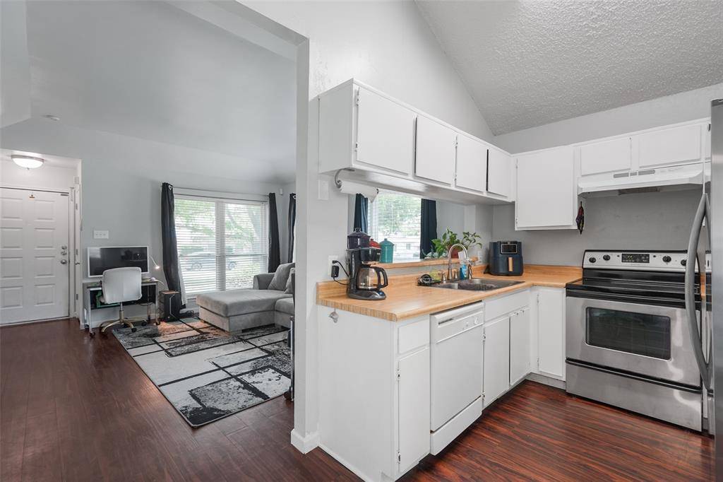 6011 Hott Springs Drive, Arlington, TX 76001