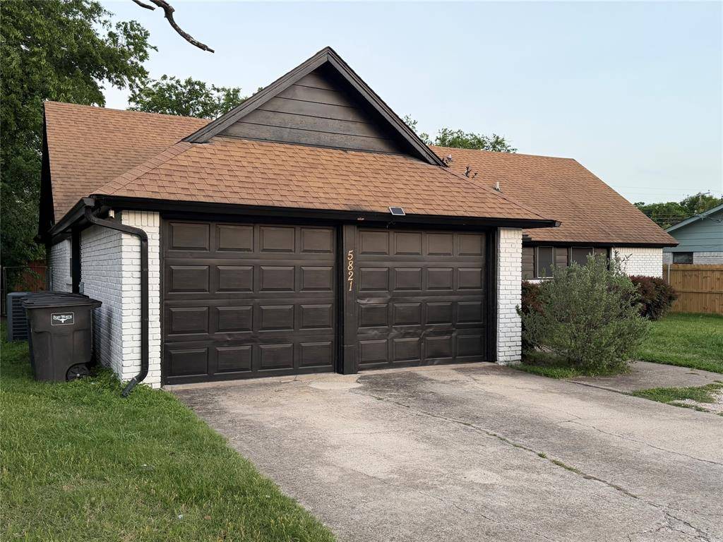 5821 Mccart Avenue, Fort Worth, TX 76133