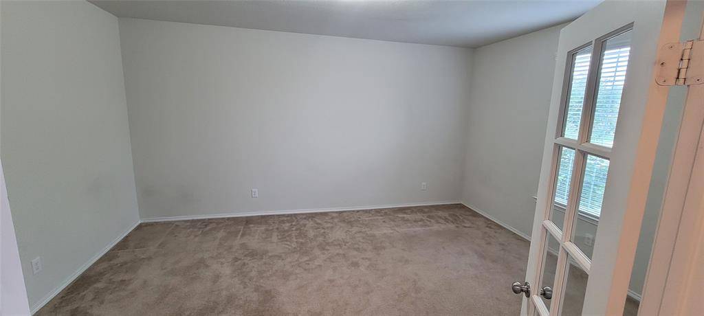 2433 Simmental Road, Fort Worth, TX 76131