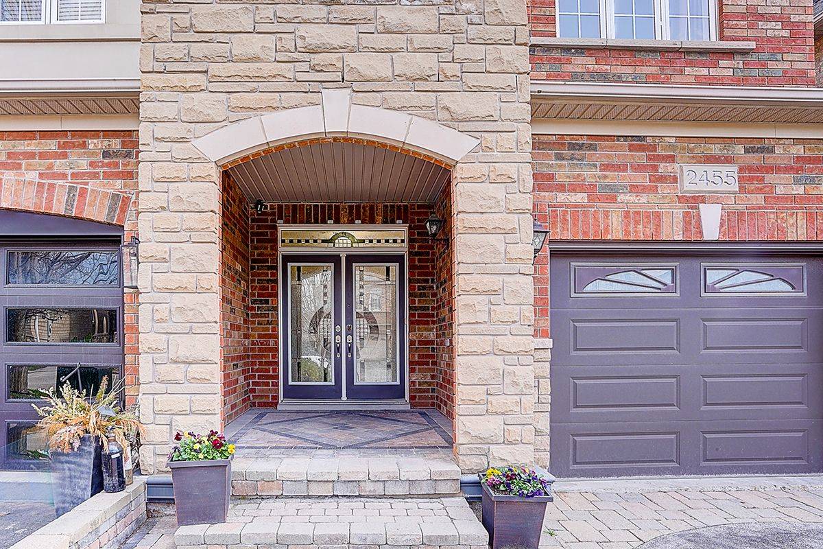 2455 Felhaber CRES, Oakville, ON L6H 7N8