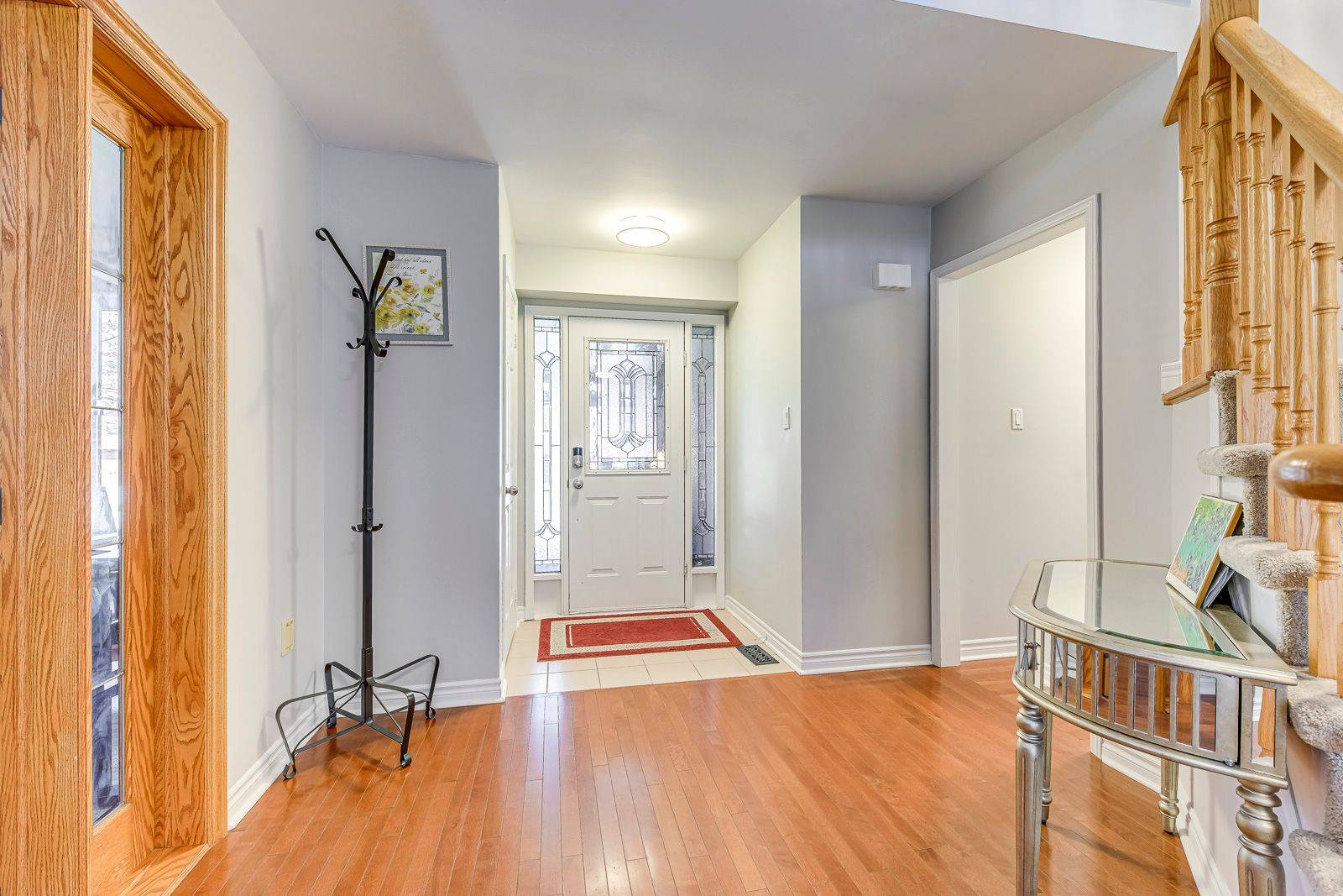 1386 Silversmith DR, Oakville, ON L6M 2X4