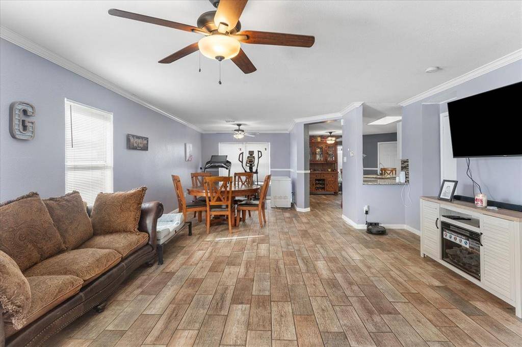 7214 Lighthouse Road, Arlington, TX 76002