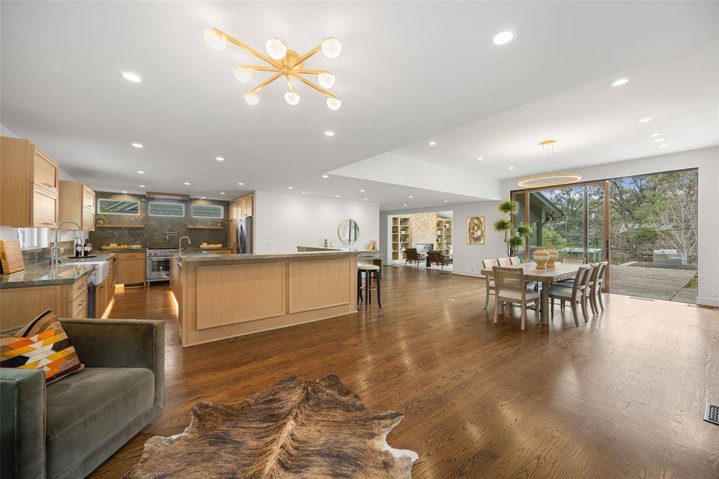 11116 Westmere Circle, Dallas, TX 75230