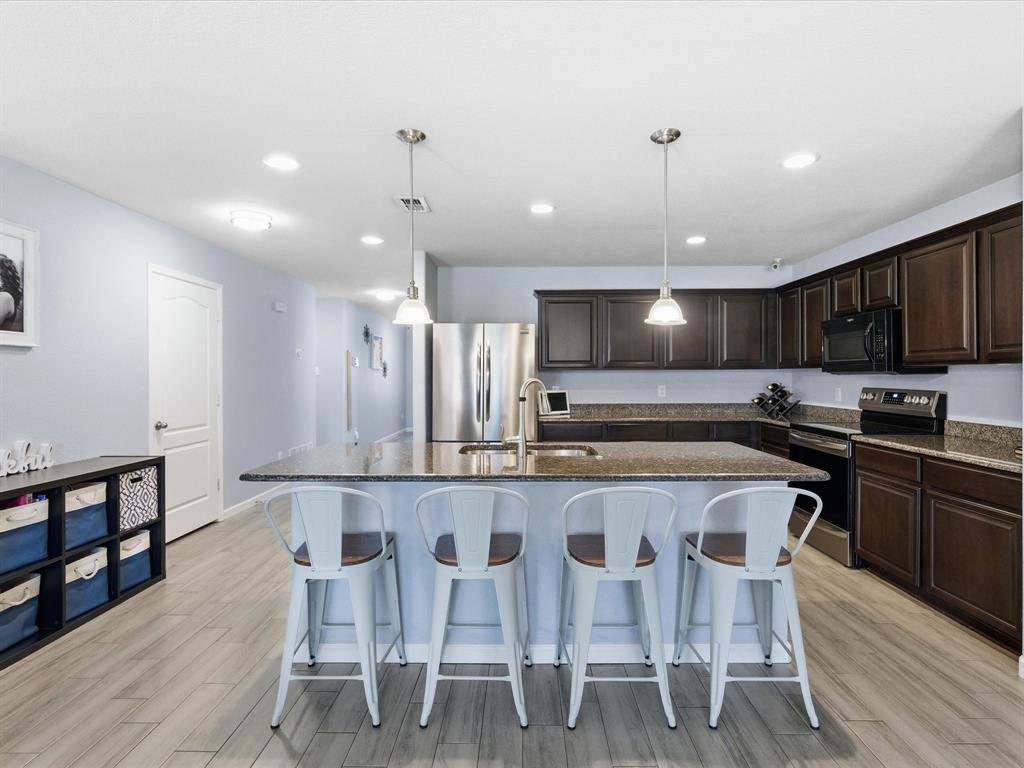 7705 Captain Lane, Fort Worth, TX 76179