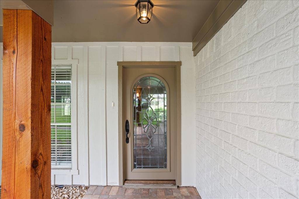 153 Eagle Canyon Drive, China Spring, TX 76633