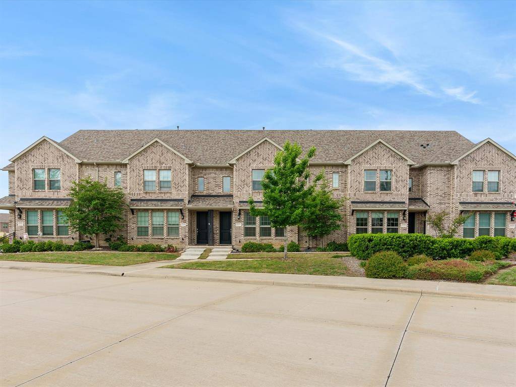 217 Suma Drive, Euless, TX 76040