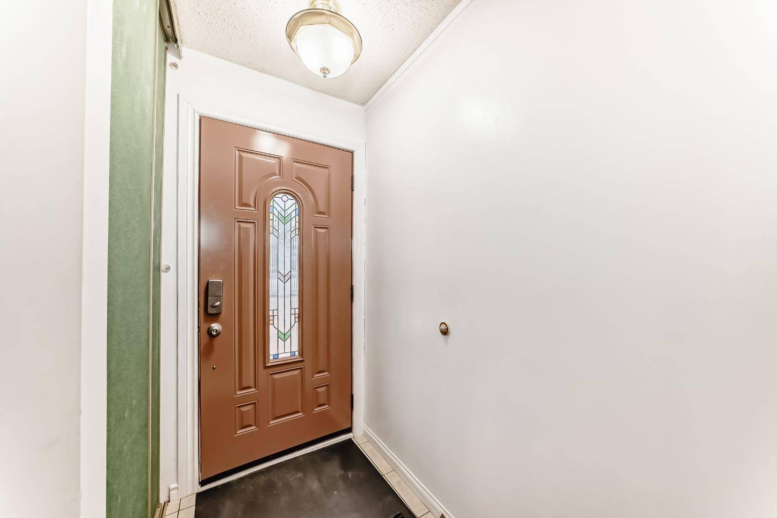 255 Falshire WAY NE, Calgary, AB T3J 2B3