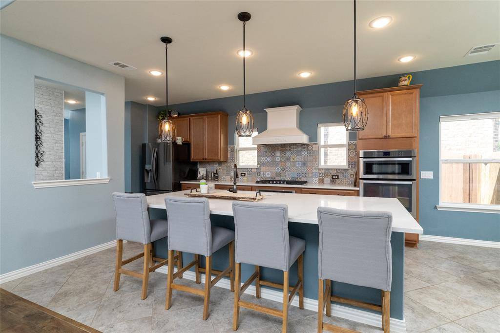 932 Basket Willow Terrace, Fort Worth, TX 76052