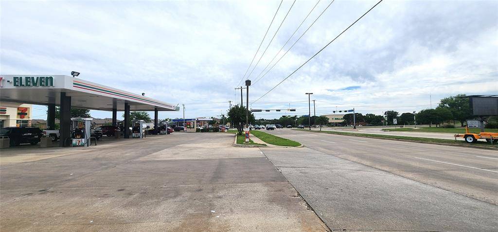 3724 Old Denton Road, Carrollton, TX 75007