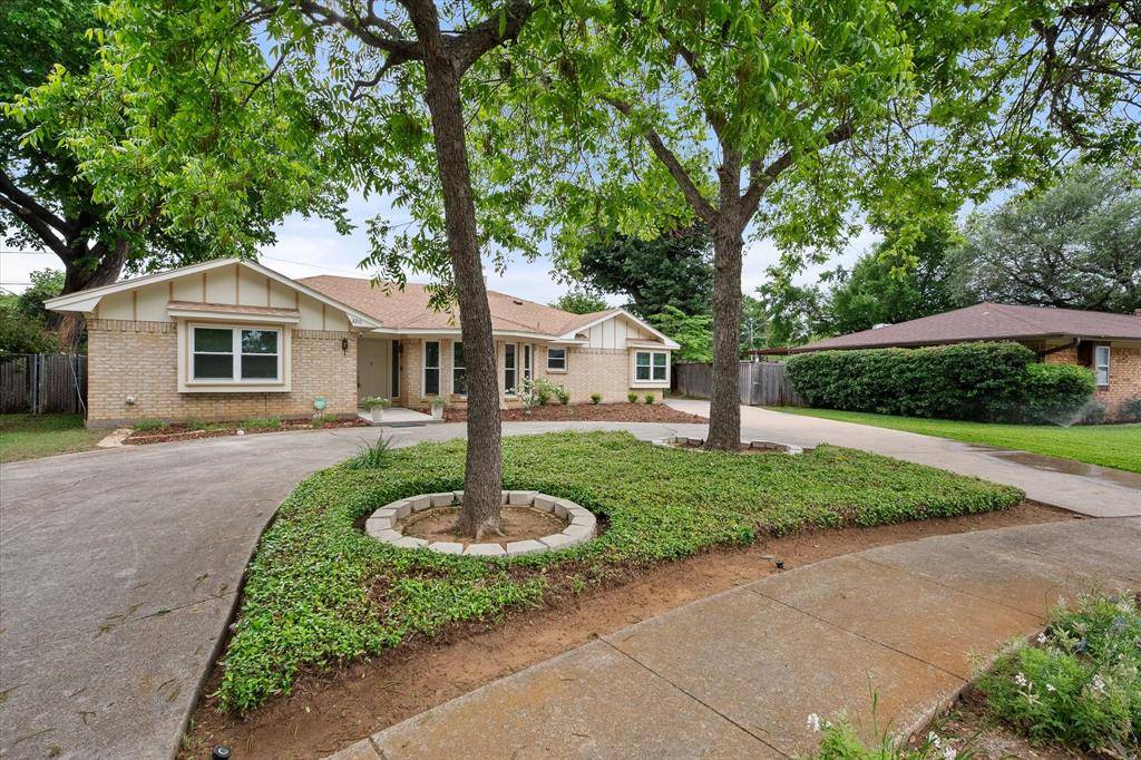 3211 Vernon Drive, Arlington, TX 76015