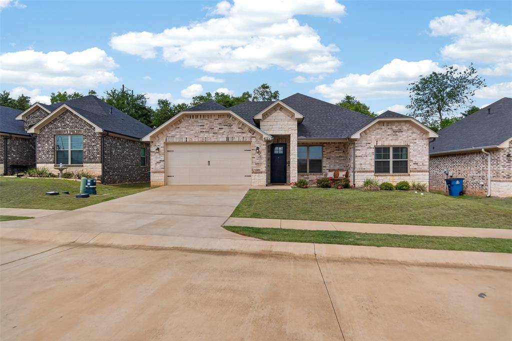 412 Faithful Road, Lindale, TX 75771