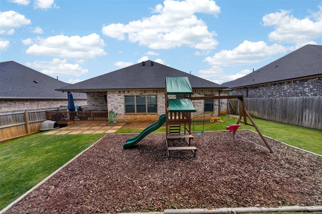 412 Faithful Road, Lindale, TX 75771