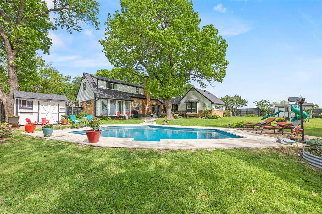 3010 S Country Club Road, Garland, TX 75043