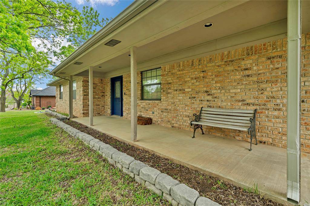9616 Monticello Drive, Granbury, TX 76049