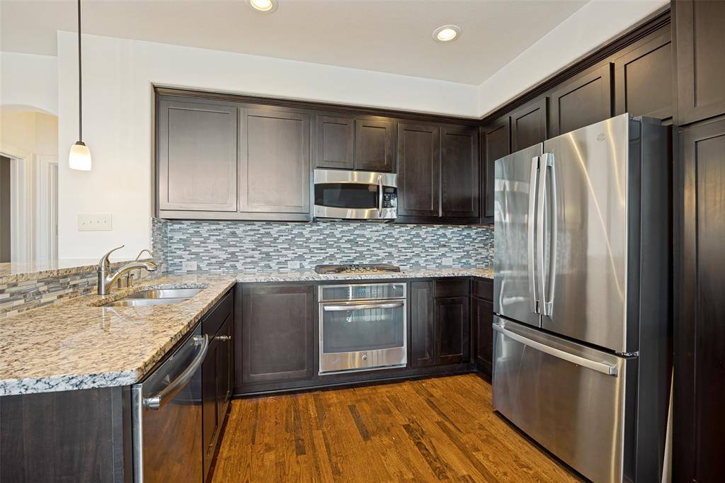 7919 Parkwood Boulevard, Plano, TX 75024