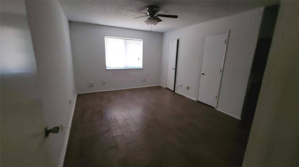 6208 Big Springs Drive, Arlington, TX 76001