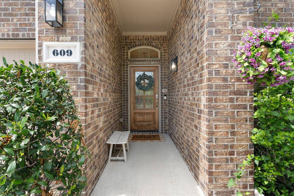 609 Eleanor Drive, Fate, TX 75087