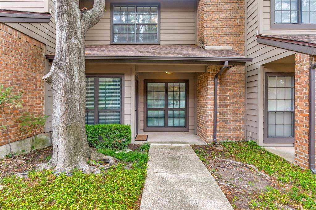 9910 Royal Lane #1006, Dallas, TX 75231