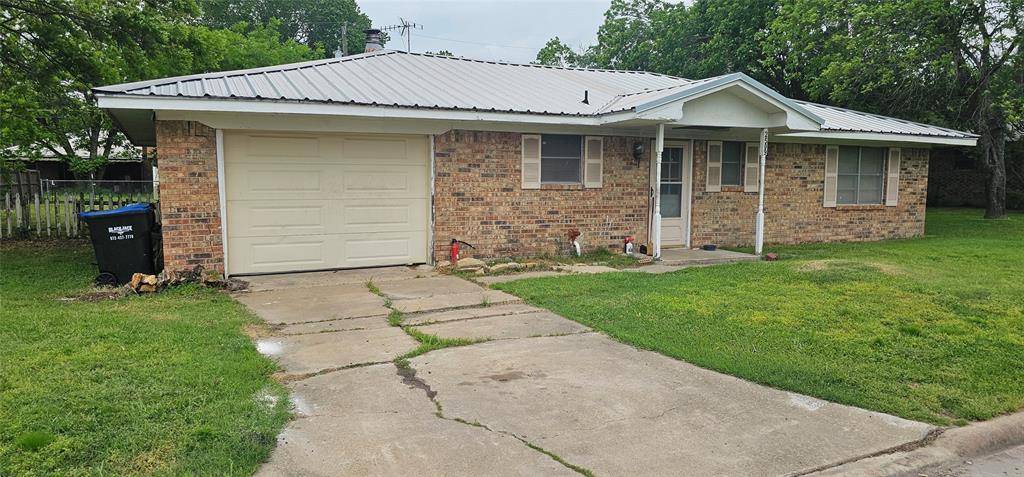 2509 E Ridgecrest, Caddo Mills, TX 75135