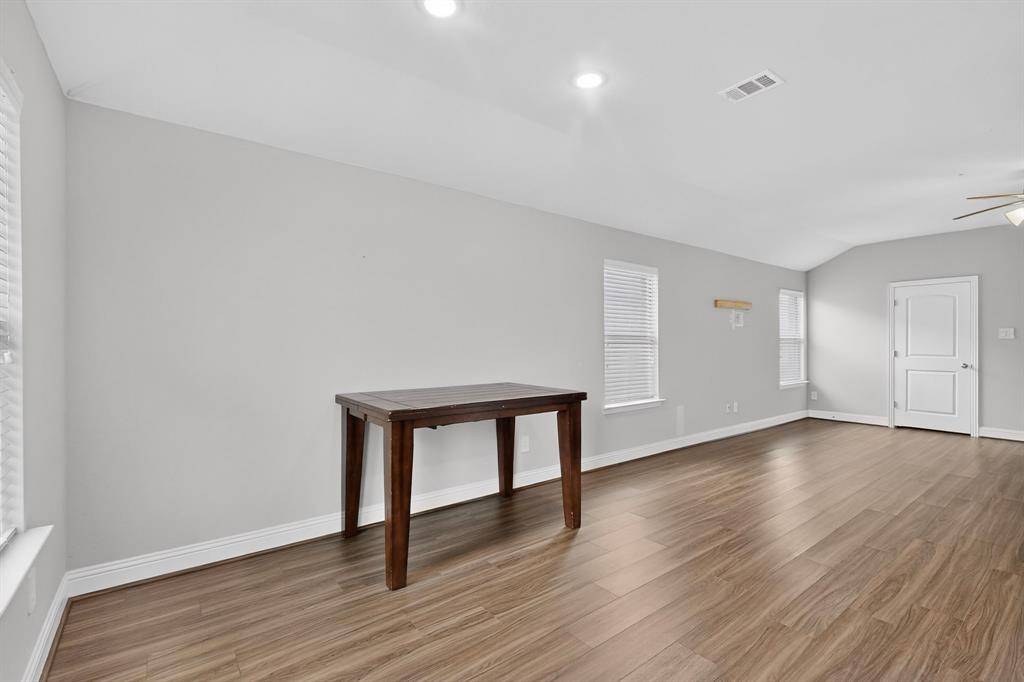 1412 Waverley Drive, Greenville, TX 75402