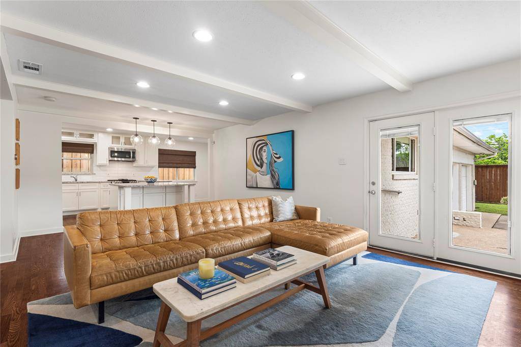 6247 Annapolis Lane, Dallas, TX 75214