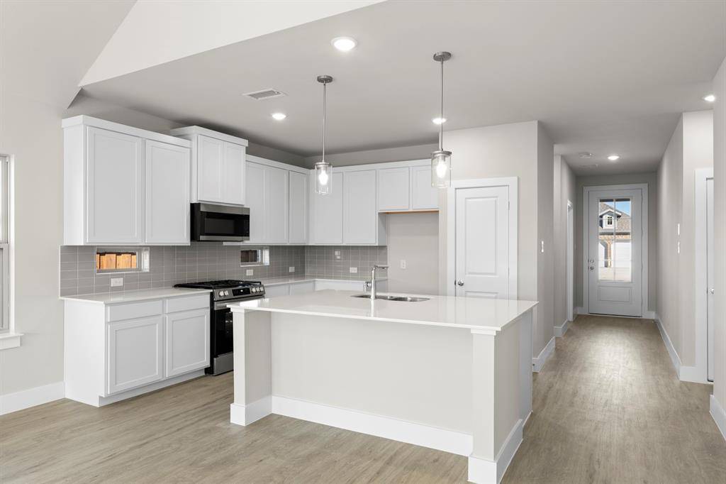 2359 Bell Way, Forney, TX 75126