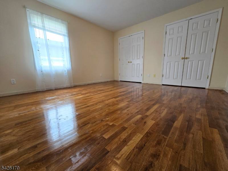 598 Broad St, Carlstadt Boro, NJ 07072