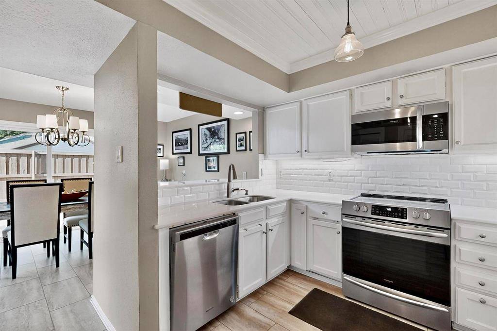 6437 Cedar Hollow Drive, Dallas, TX 75248