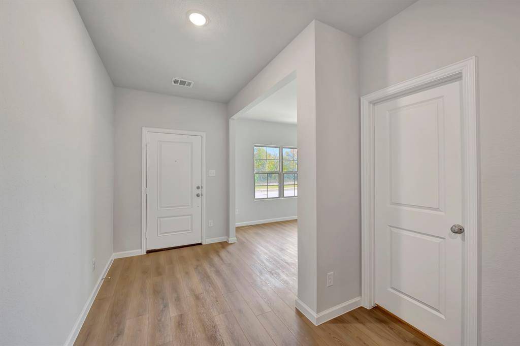 2542 Canadian Way, Crandall, TX 75114