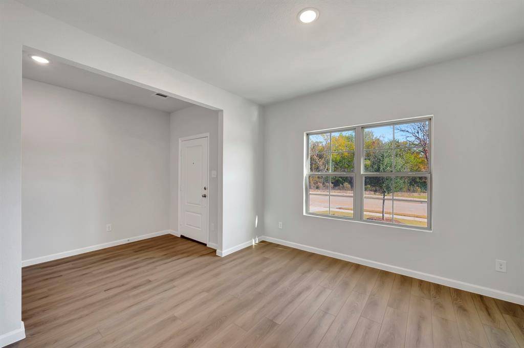 2542 Canadian Way, Crandall, TX 75114