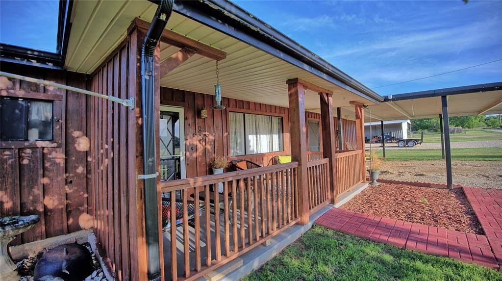 978 Longbranch Road, Nocona, TX 76255