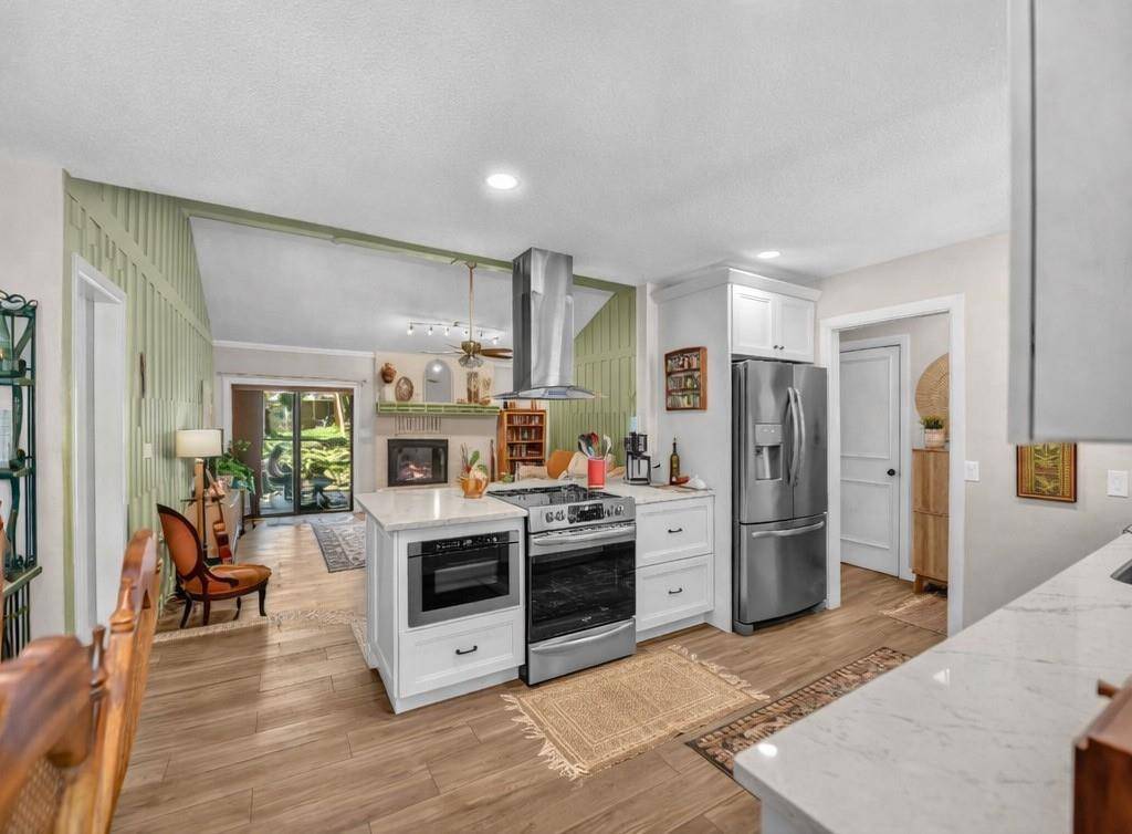 1314 Foster Lane, Weatherford, TX 76086