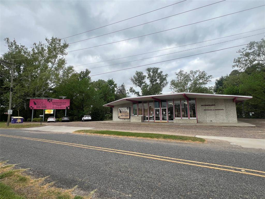 2900 Youree Drive, Shreveport, LA 71104