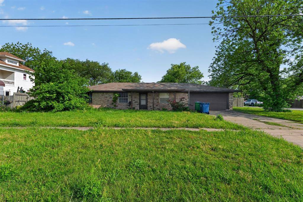 401 Peach Street, Sanger, TX 76266