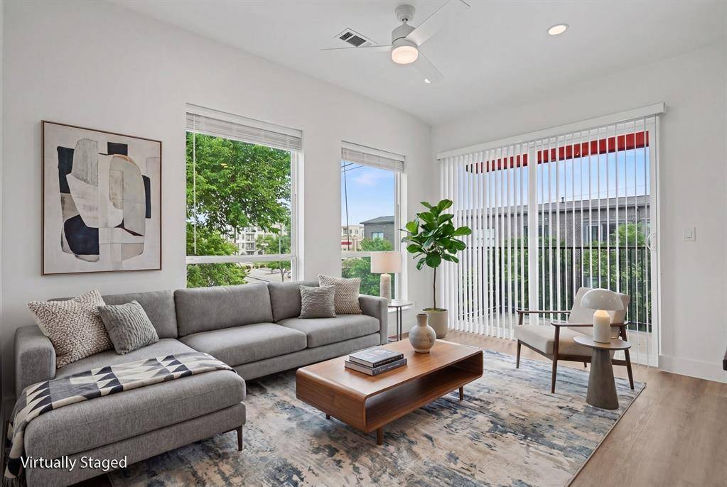 2217 N Fitzhugh Avenue #302, Dallas, TX 75204