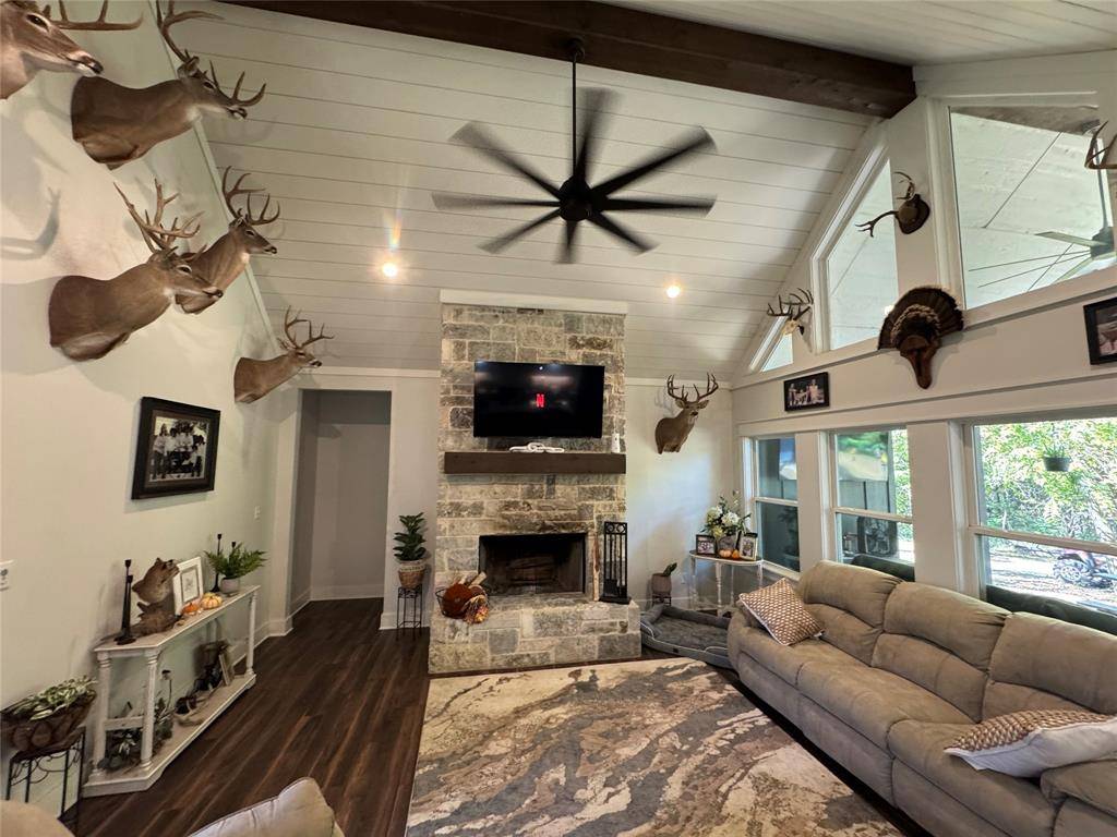 7600 County Road 1500, Athens, TX 75751