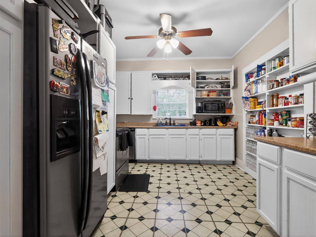 1301 Locust Street, Commerce, TX 75428