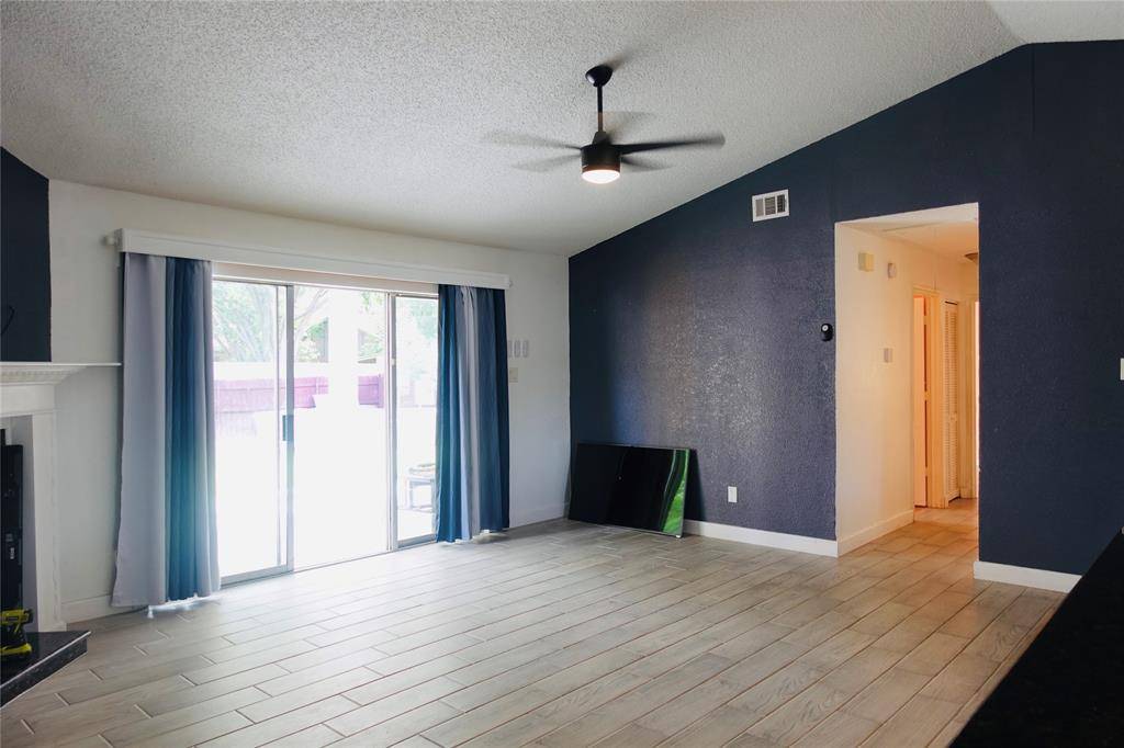 7009 Shadow Bend Drive, Fort Worth, TX 76137