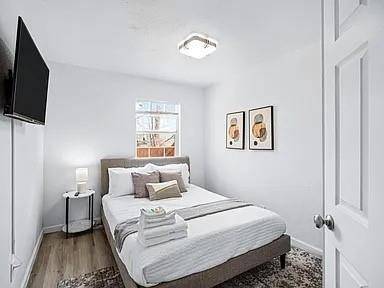 2254 AREBA Street #A, Dallas, TX 75203