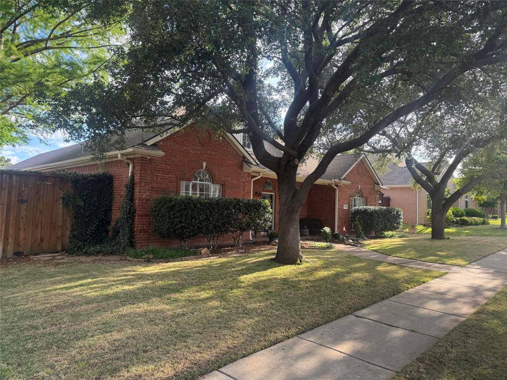 11721 Waterford Lane, Frisco, TX 75035