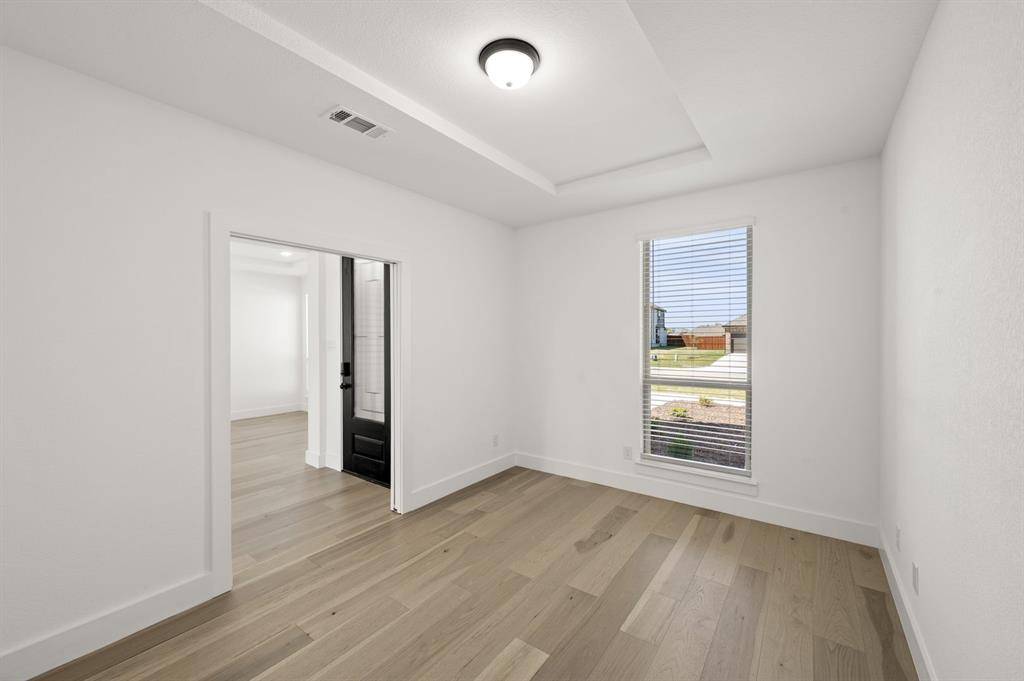 1814 Hidden Creek Drive, Midlothian, TX 76065