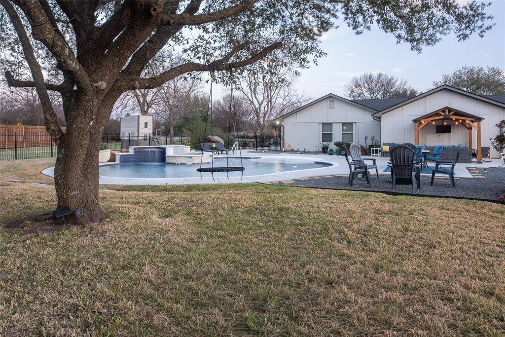 2 Moonlight Trail, Lucas, TX 75002